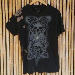 2/$15 INC Black Skulls Bleached Tee Size Medium